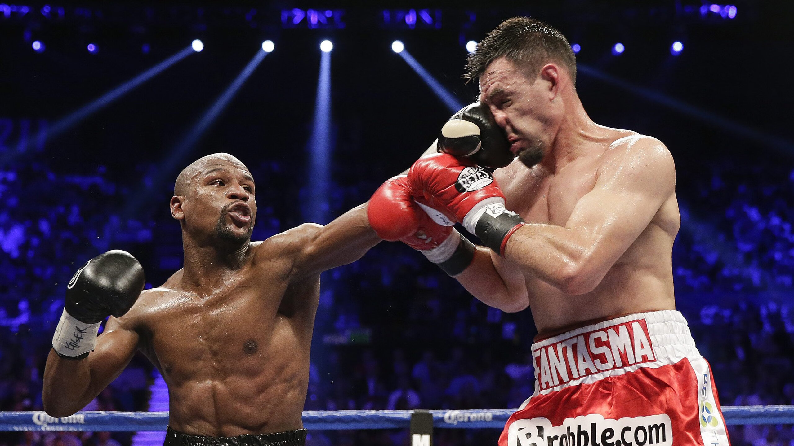 摩洛哥大胜晋级!毛里塔尼亚队毫无还手之力,毛里塔尼亚罗索