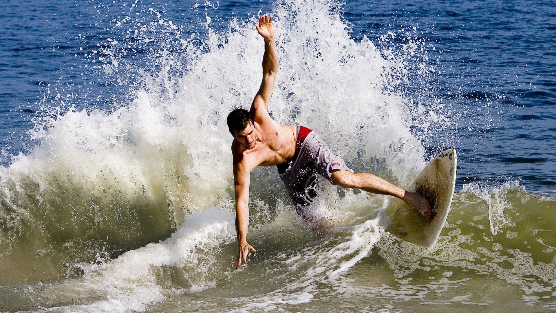 国际冰壶锦标赛，冰上技巧的精彩演绎，国际冰壶联合会官网